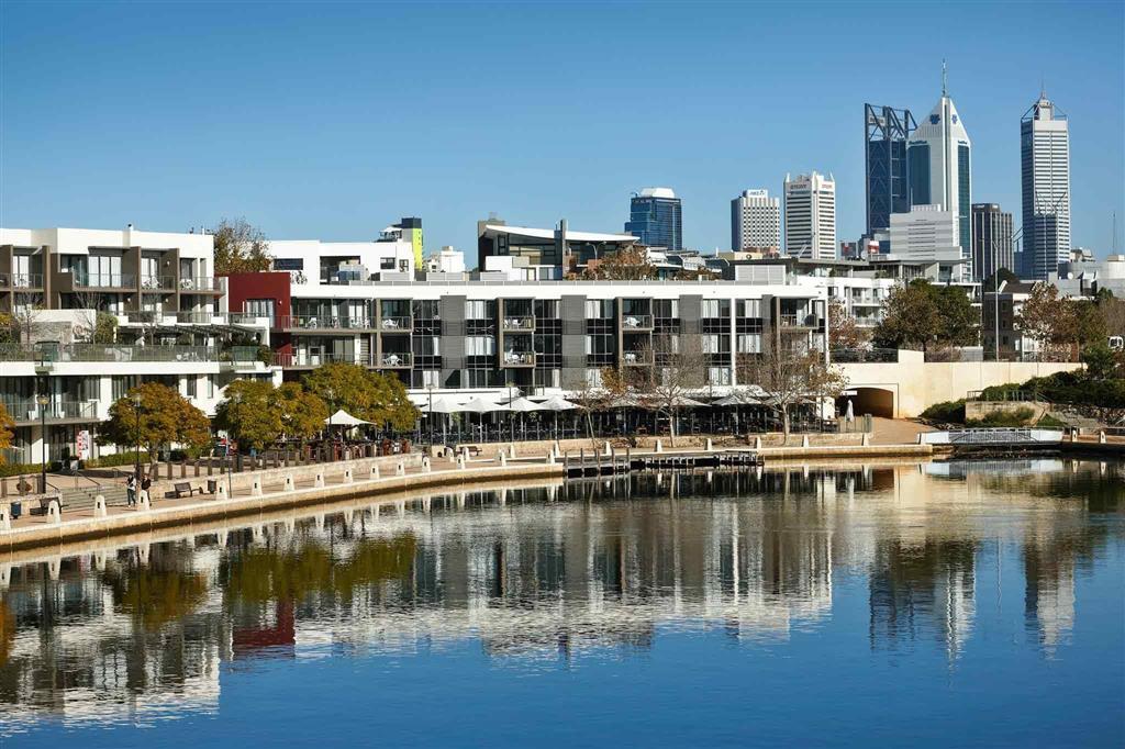 East Perth Suites Hotel Eksteriør billede