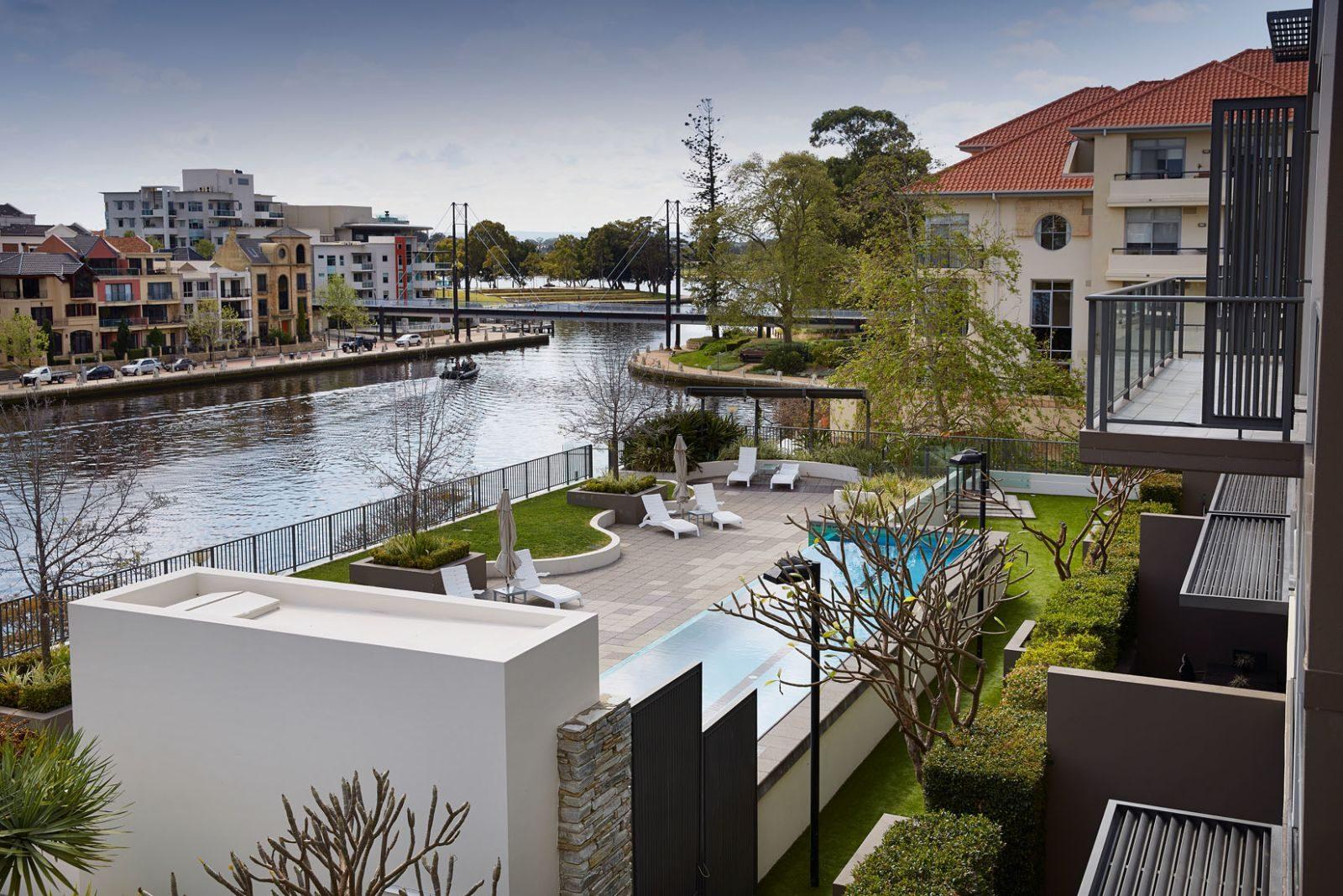 East Perth Suites Hotel Eksteriør billede